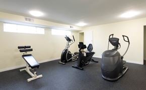 Sherman Oaks apartment for rent - Resident Gym at Fulton Gardens Apartments, California, 91423
