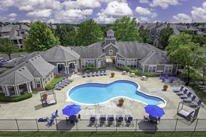 Fishers apartment for rent - One of two saltwater pools - Lantern Woods Apartments
