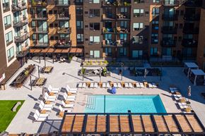 Edina apartment for rent - Resort-style pool - aerial photo - Onyx Edina
