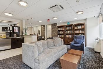Resident lounge with library, starbucks and wi-fi