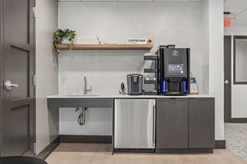 Resident lounge with library, starbucks and wi-fi