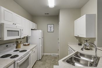 Refrigerator with icemaker