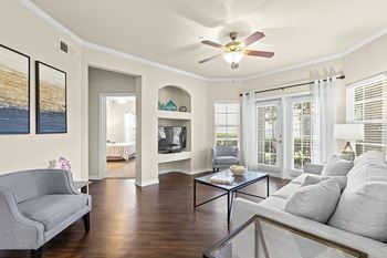 9-Foot ceilings with crown molding*