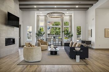 Complimentary clubhouse and poolside wi-fi