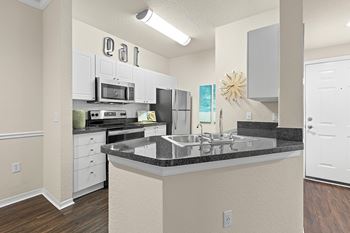 Filtered water faucets