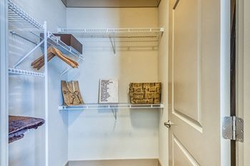 The oaks at johns creek walk-in closets