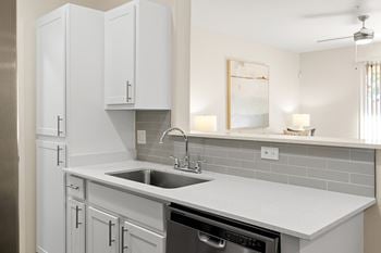 Upgraded units with quartz countertops*