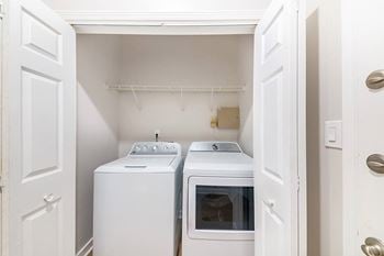 Washer/dryers included*