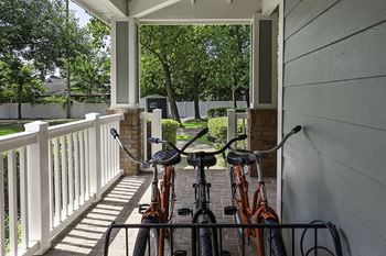 Complimentary resident-use bikes