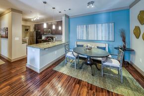 Johns Creek apartment for rent - The Oaks at Johns Creek - Well appointed kitchen and dining area