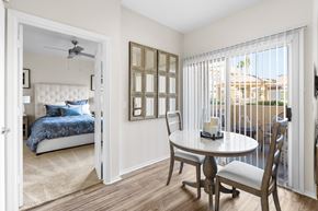 Phoenix apartment for rent - Dedicated dining areas  - Sonterra Apartments at Paradise Valley