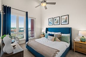 Petaluma apartment for rent - Carpeted bedrooms with lighted ceiling fans - La Via Apartments