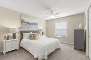Palm Harbor apartment for rent - Plush carpeting in bedrooms available - Egret's Landing Apartments