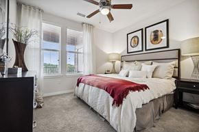 Parker apartment for rent - Ceiling fans in bedrooms - Enclave at Cherry Creek