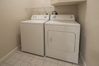 3000 Sage - full-sized washer/dryer in all units