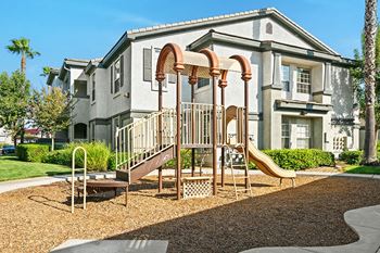 Barton vineyard apartments - playground