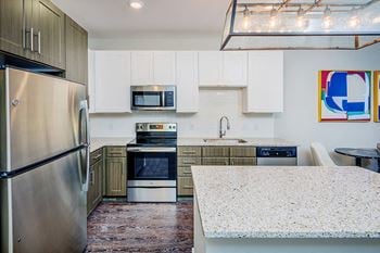 White quartz kitchen countertops