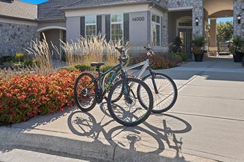 Complimentary mountain bikes for resident use