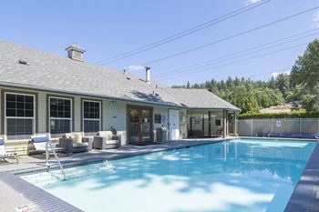 Resort-style swimming pool
