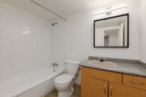 Floor plan for studio, 1 bath, 420 sqft