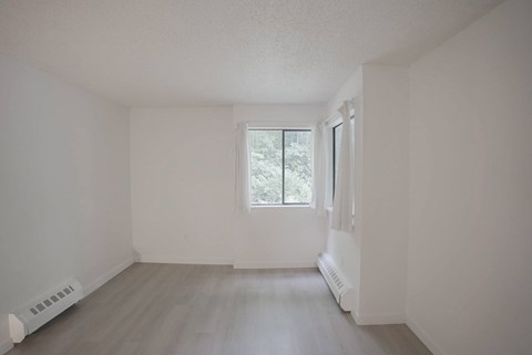 Floor plan for 1 bed, 1 bath, 586 sqft