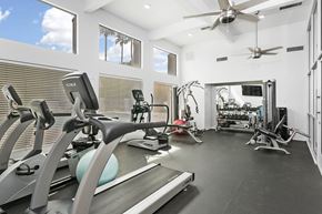 Phoenix apartment for rent - Fitness Room at Bell Cove Apartments, Arizona