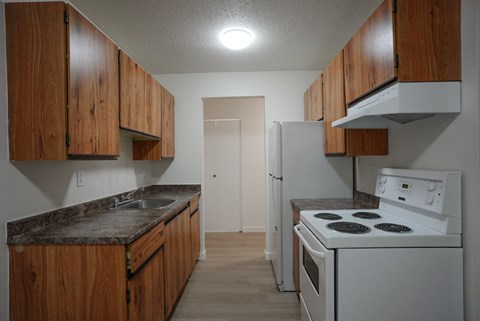 Floor plan for 2 beds, 1 bath, 787 sqft