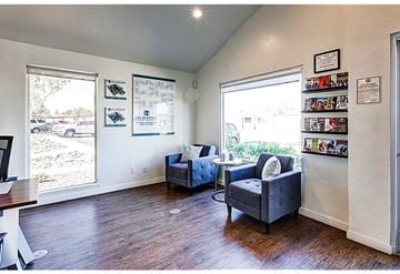 Mesa apartment for rent - a living room with two couches and a window