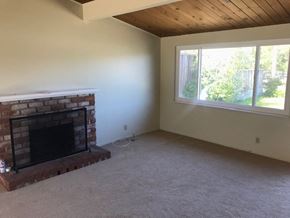 Seaside apartment for rent - Living Room