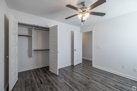 Floor plan for 3 beds, 2 baths, 1483 sqft