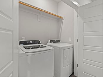 Full size washer/dryer included