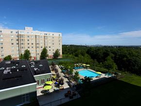 Quincy apartment for rent - Luxury Apartments in Quincy MA, Shuttle to the MBTA to Downtown Boston-HighPoint Apartments