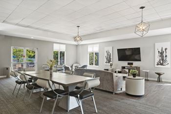 Resident clubhouse and social lounging areas with free wi-fi