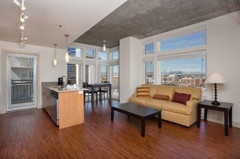 Spacious living room