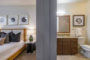 Dallas apartment for rent - luxury bedroom and bathroom at Berkshire Medical District apartments