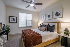 Dallas apartment for rent - luxury bedroom with ceiling fan at Berkshire Medical District apartments