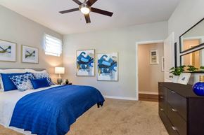 Round Rock apartment for rent - City North at Sunrise Ranch apartments bedroom with ceiling fan