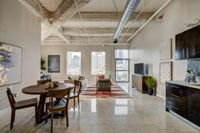 Los Angeles apartment for rent - A dining room with a table and chairs.
