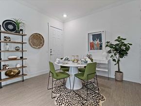 Austin apartment for rent - Dining area at Reveal at Onion Creek, Texas