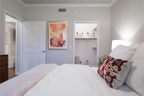 Magnolia apartment for rent - spacious bedroom at Park at Magnolia apartments