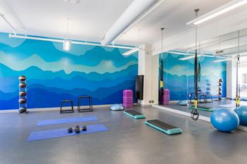 Yoga_studio_and_trx