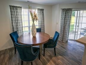 Westerville apartment for rent - Dining room Kensington Grove apartments Westerville, Oh