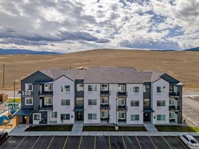 Helena apartment for rent - A large apartment complex with the number 300 on it.