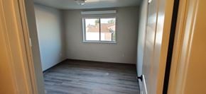 Ronan apartment for rent - Image of bedroom with window