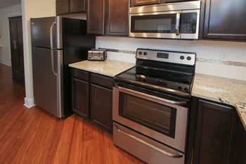 Gourmet kitchen