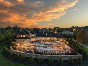 Overland Park apartment for rent - Jefferson Pointe Townhomes Pool