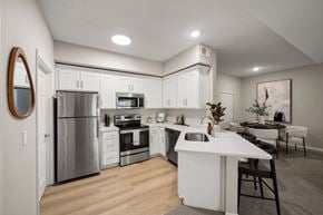 Overland Park apartment for rent - Jefferson Pointe Townhomes Kitchen