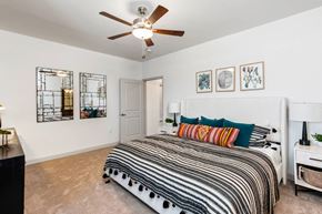 Lenexa apartment for rent - Spacious bedrooms