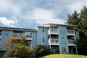 Portland apartment for rent - Property Exterior at Wingsong Manor Apartments, Portland, OR, 97215