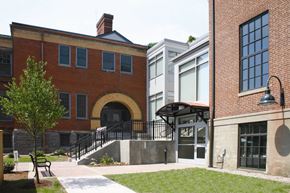 Ware apartment for rent - the exterior of a building on the campus